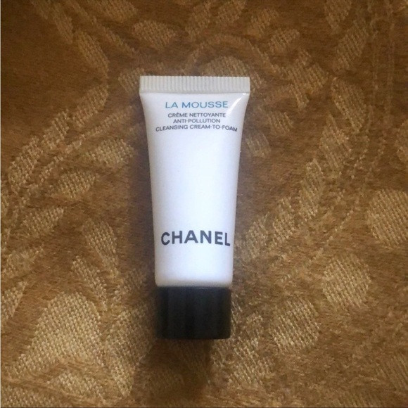 CHANEL 1-Mini LA MOUSSE Cleansing Cream-To-Foam 5ml 0.17 fl. oz / Made in France - Picture 1 of 1